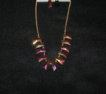 Load image into Gallery viewer, Gold Tone Purple Glass necklace set
