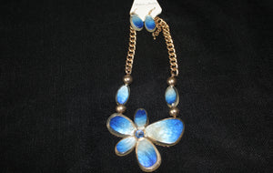 Flower Pendant Necklace & Fish Hook Earring Set